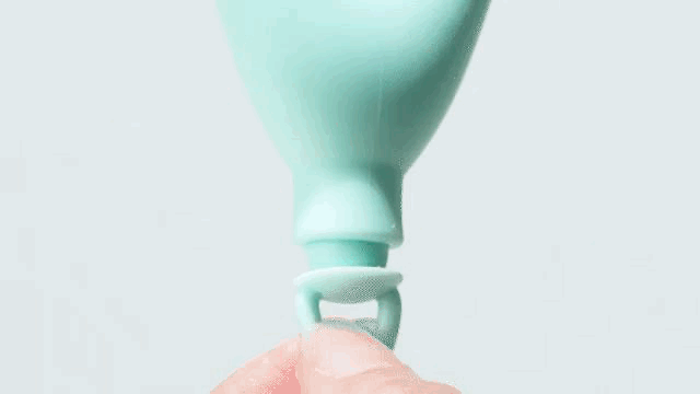 CozyLeaf opens smoothly with a subtle, reassuring cue